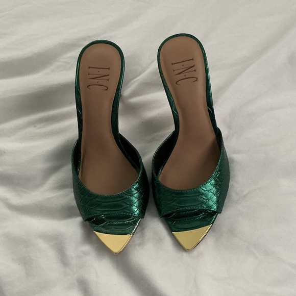 INC International Concepts Shoes - INC International Concepts Green Heels with Gold Tips